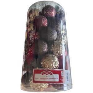 41 Shatterproof Ornamentsents